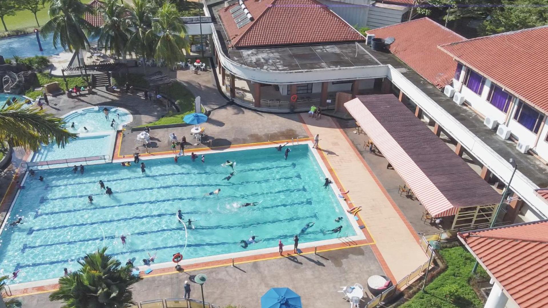Nilai Springs Resort Hotel Exterior foto